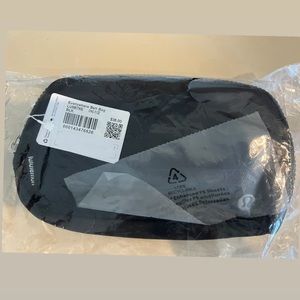 NWT Lululemon Belt Bag, Black w silver logo